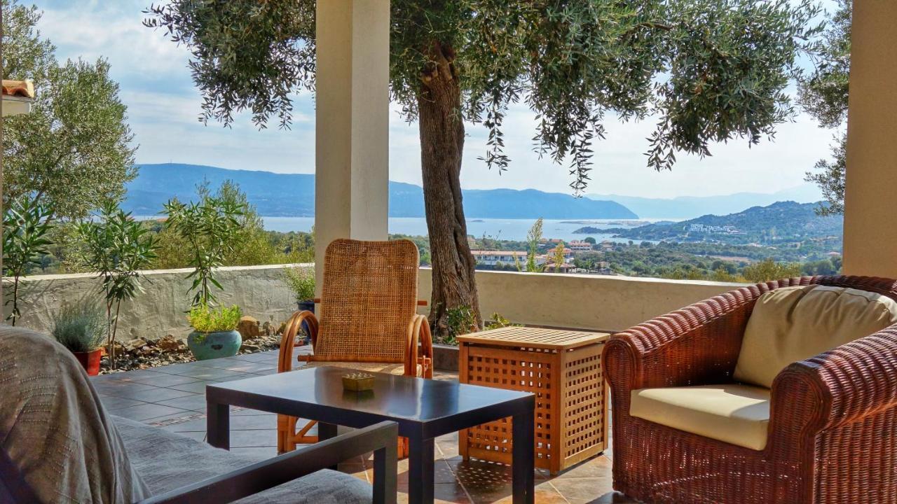 Olive Bay Hilltop Apartments Amoliani Exterior foto