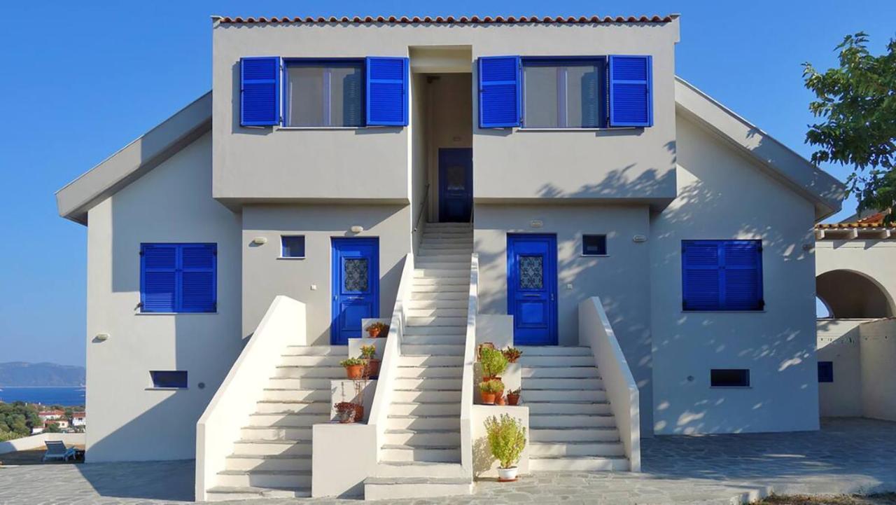 Olive Bay Hilltop Apartments Amoliani Exterior foto