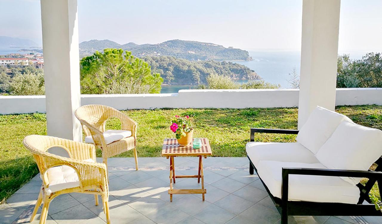 Olive Bay Hilltop Apartments Amoliani Exterior foto