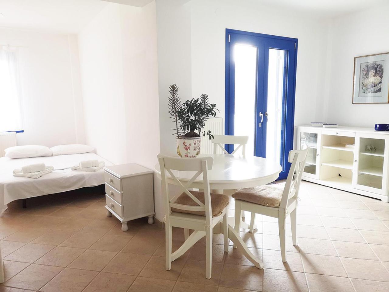 Olive Bay Hilltop Apartments Amoliani Quarto foto